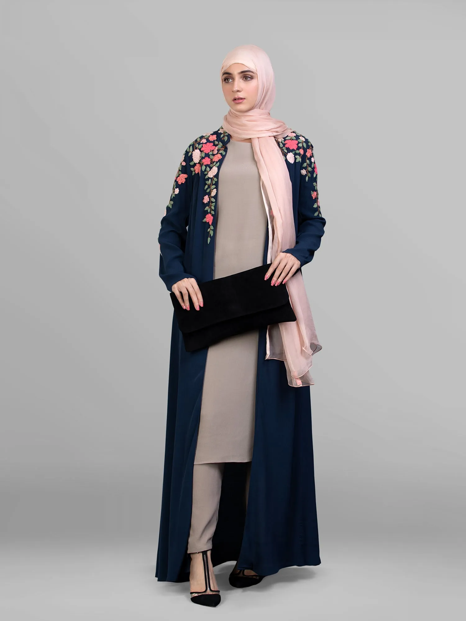 Abaya Guldasta