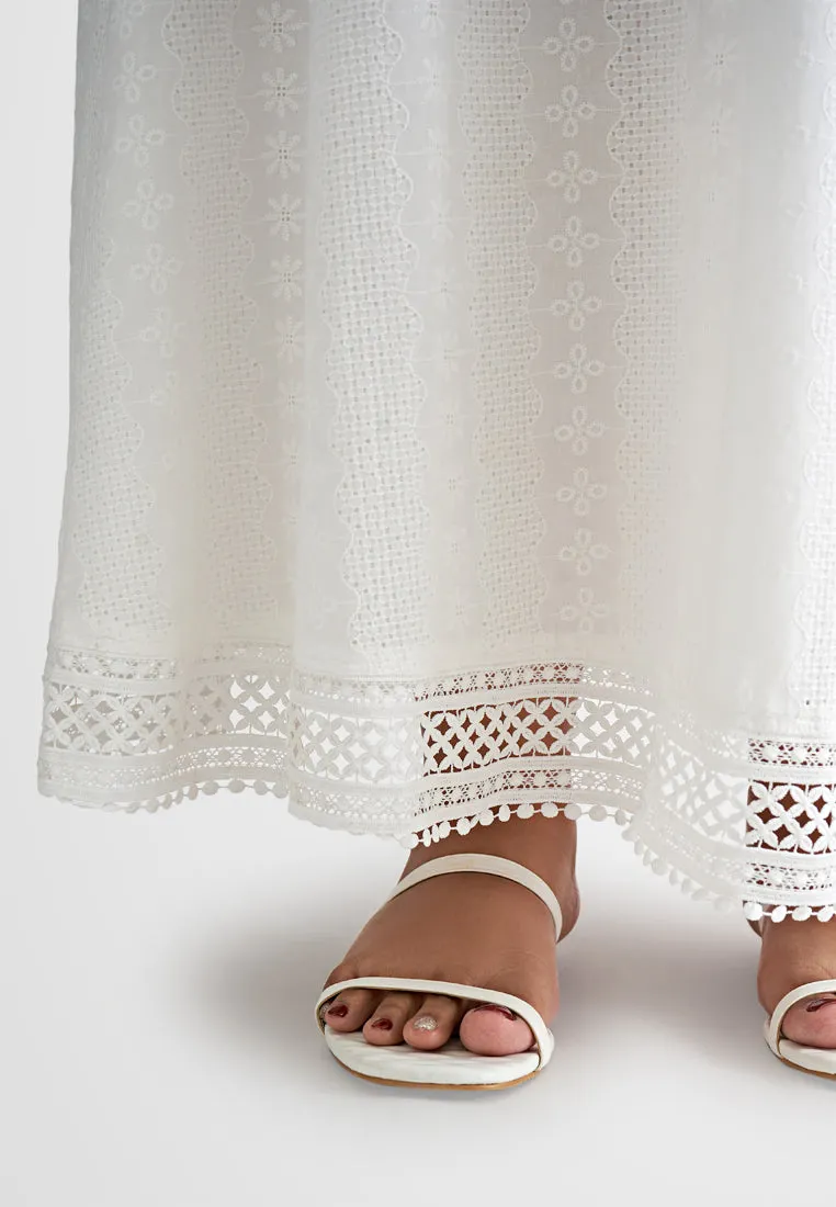 Betsy Eyelet Flare Skirt