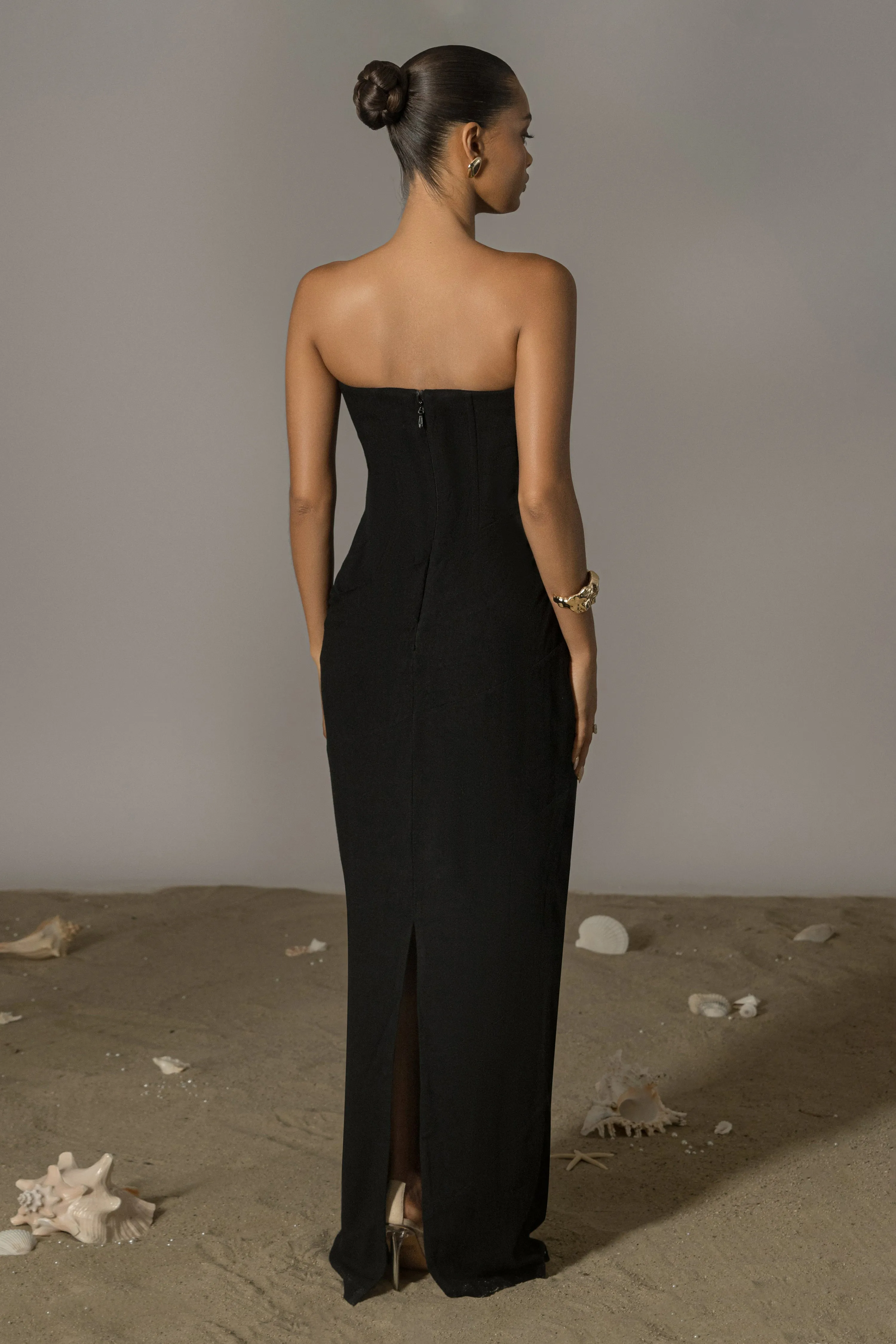 Black Journey Linen Maxi Dress