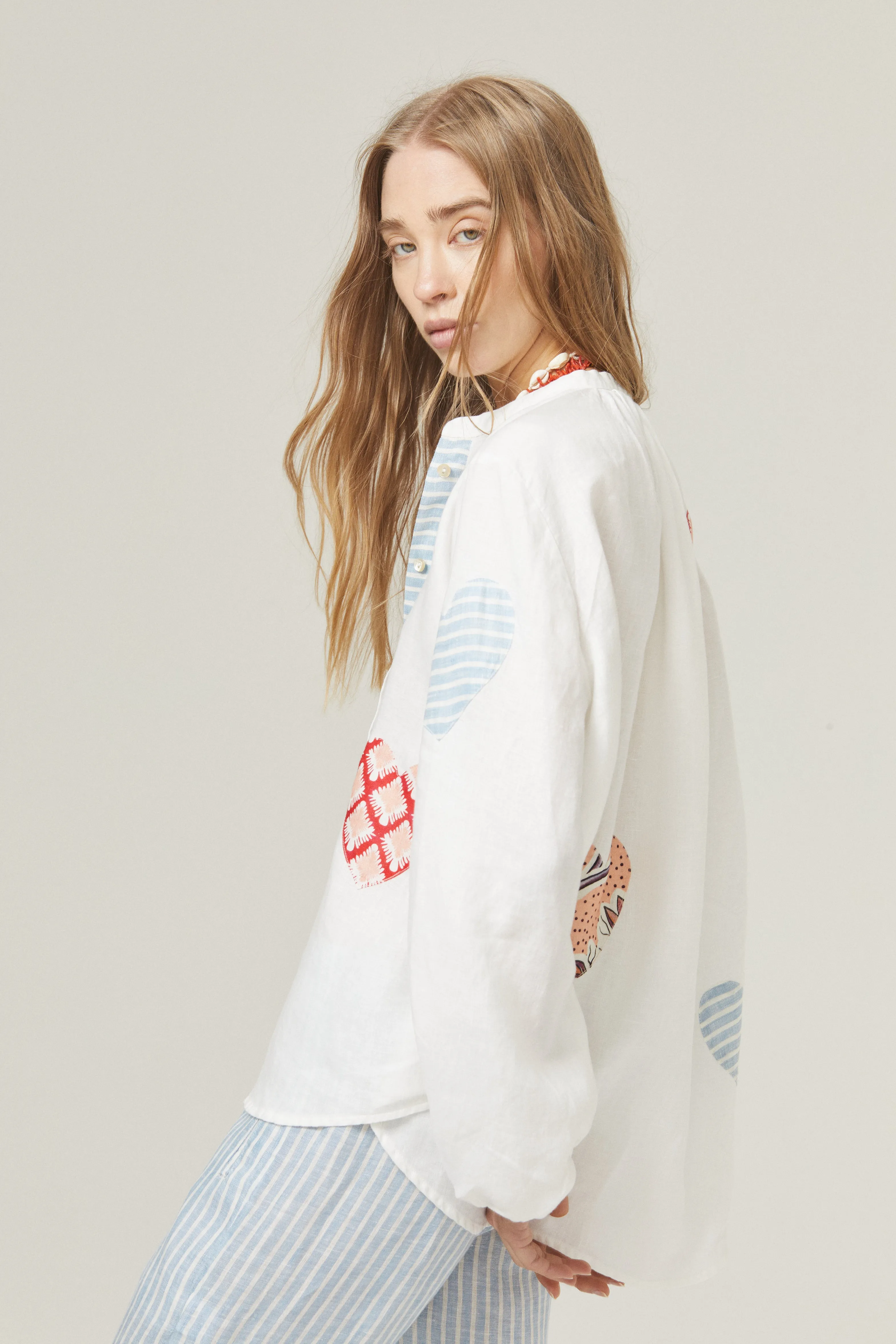 Cupid Linen Shirt - Off-white with Hearts in varied prints