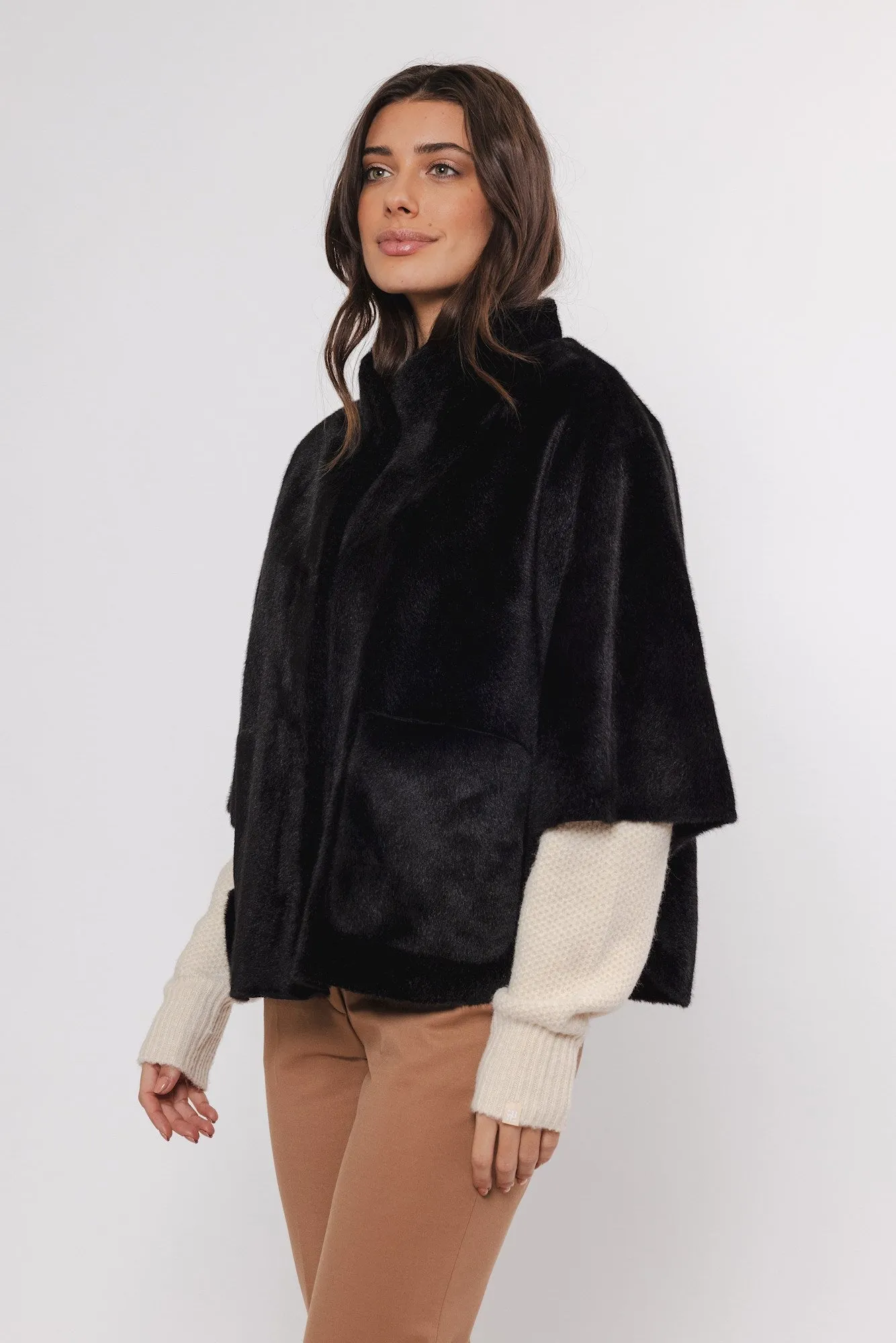 Dewi Faux Fur Cape - Black