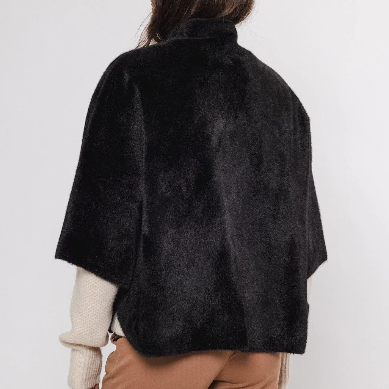 Dewi Faux Fur Cape - Black