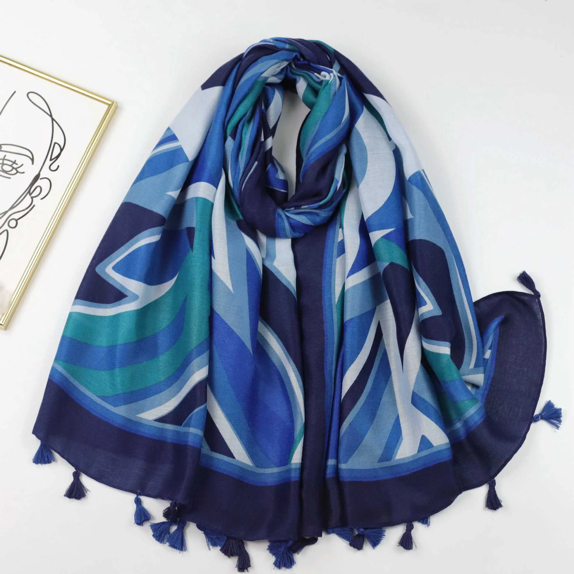 JY230611 printed scarf