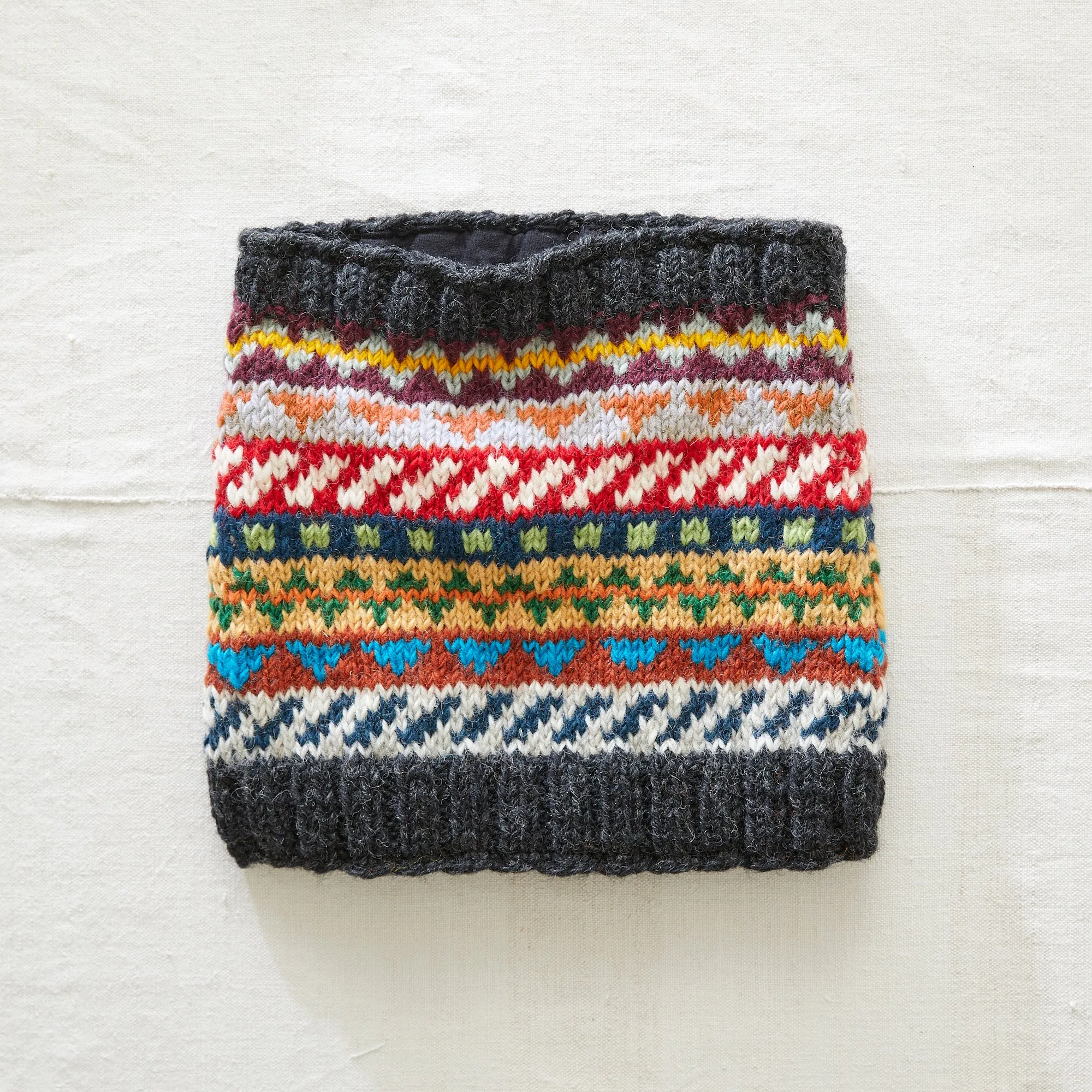 LAYAK Fair Isle Neckwarmer Lined Waste Wool (WS)